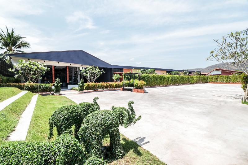 Отель Baan Noppadol Hua Hin Loft Экстерьер фото